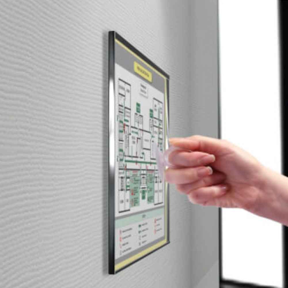 GlasFix Infotafel - aus Echtglas und einer hochwertigen Edelstahlkassette - in 4 Größen GlasFix Infotafel - aus Echtglas und einer hochwertigen Edelstahlkassette - in 4 Größen