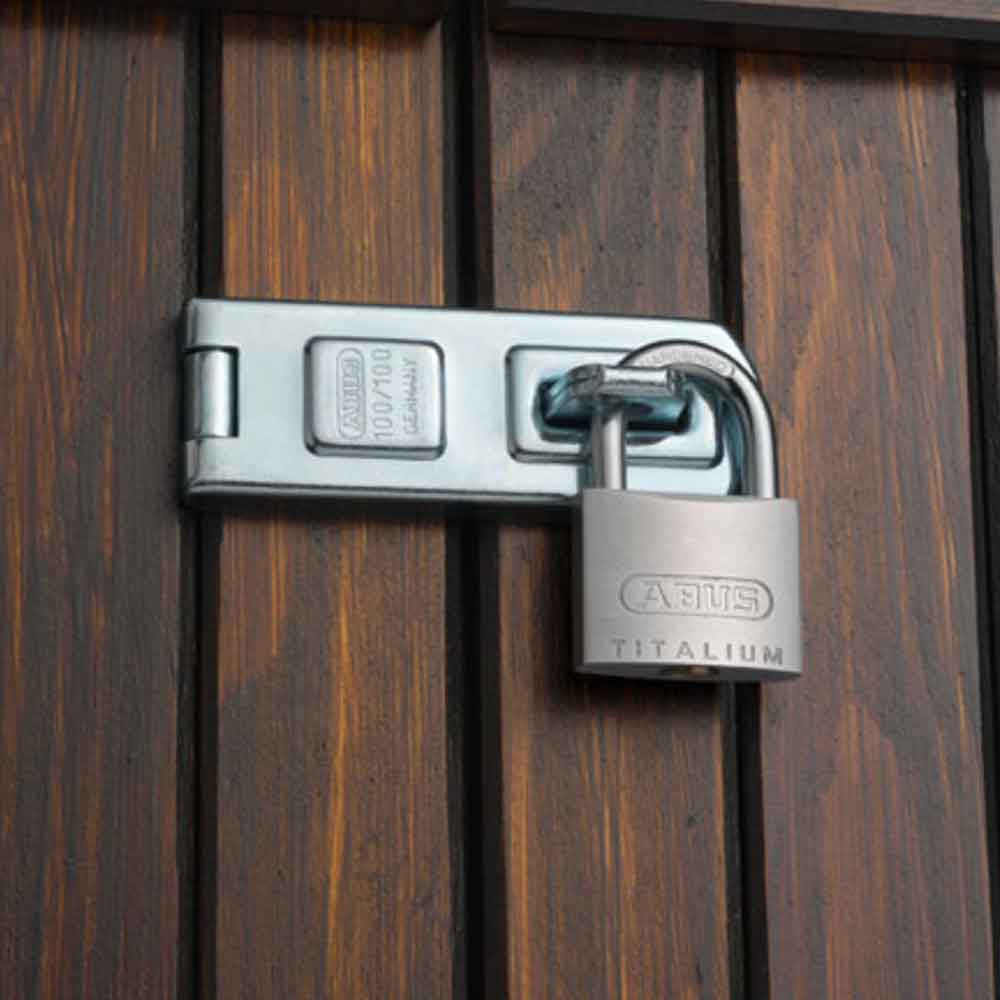Abus Vorhangschloss TITALIUM - Körper aus Spezialaluminium - in 2 Ausführungen Abus Vorhangschloss TITALIUM - Körper aus Spezialaluminium - in 2 Ausführungen