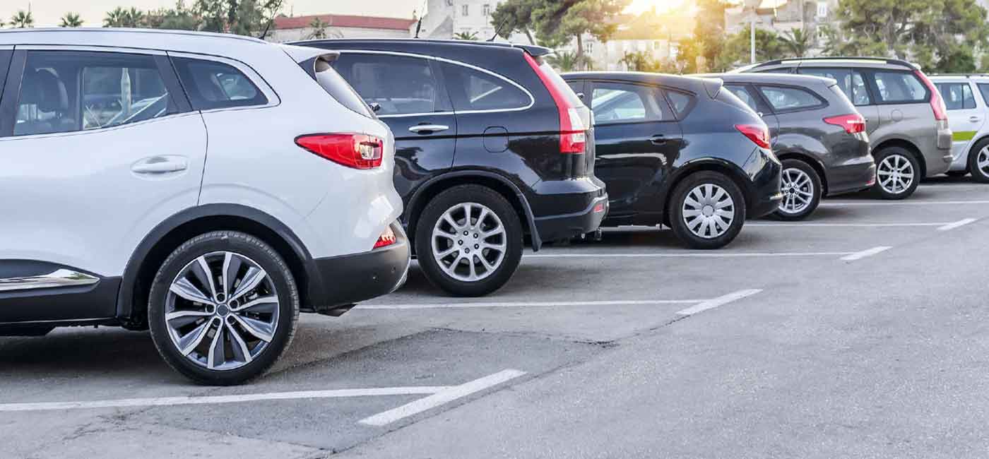 Szenebild_Parkplatzkennzeichnung_1400_650