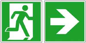 Fluchtwegschild und Zusatzschild nach rechts gehen