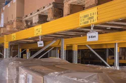 Lagerkennzeichnung mit Befestigungsclip