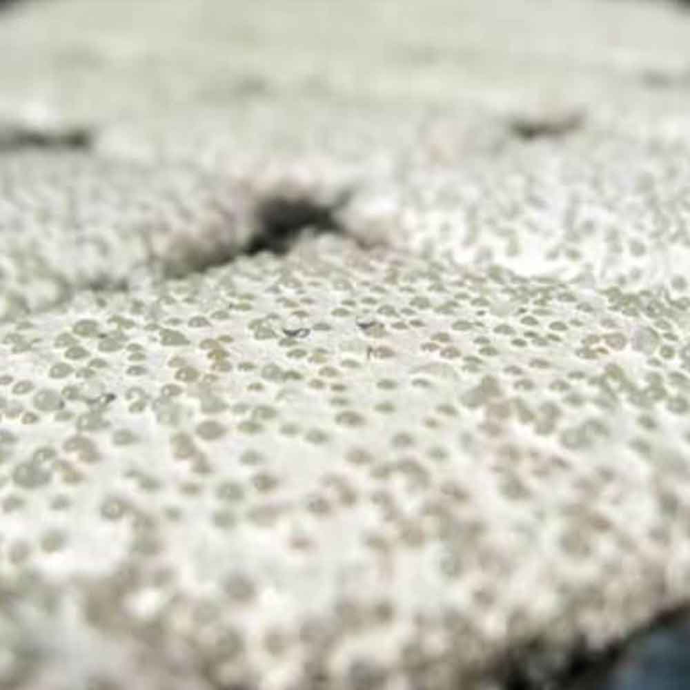 Nachstreumittel für rutschfeste Markierungen - mit Glasperlen und Griffigkeitsmitteln Nachstreumittel für rutschfeste Markierungen - mit Glasperlen und Griffigkeitsmitteln