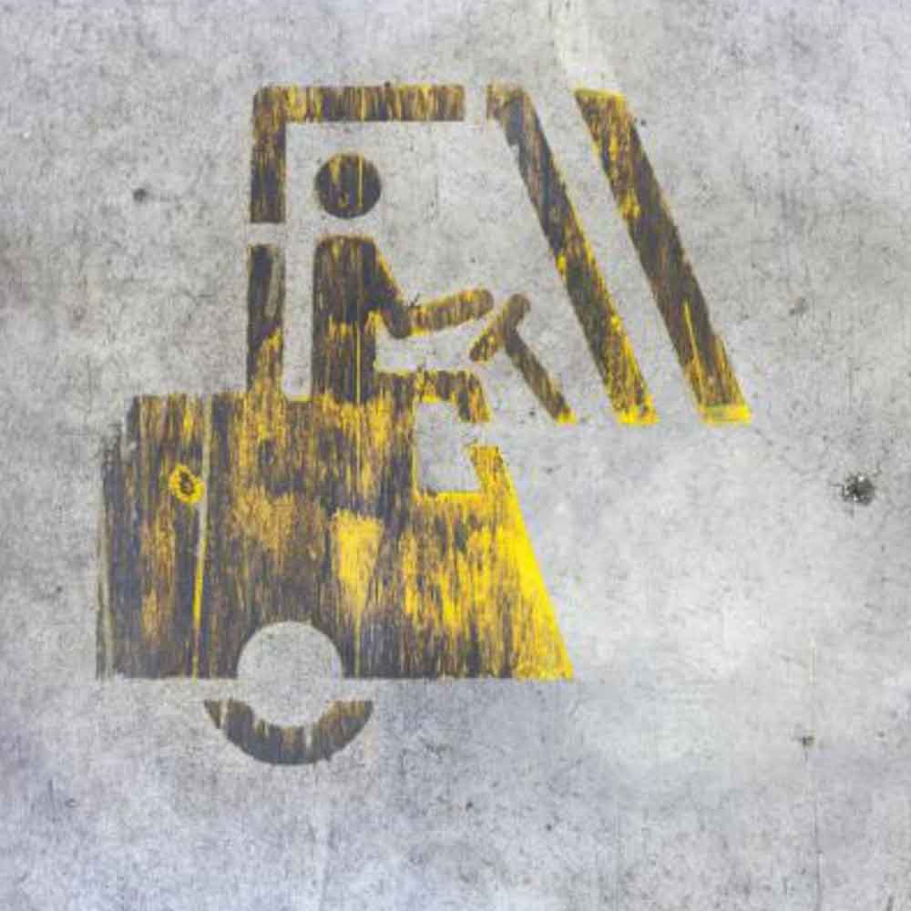 MRO Industry® Farbentferner - entfernt schnell Bodenmarkierfarben MRO Industry® Farbentferner - entfernt schnell Bodenmarkierfarben