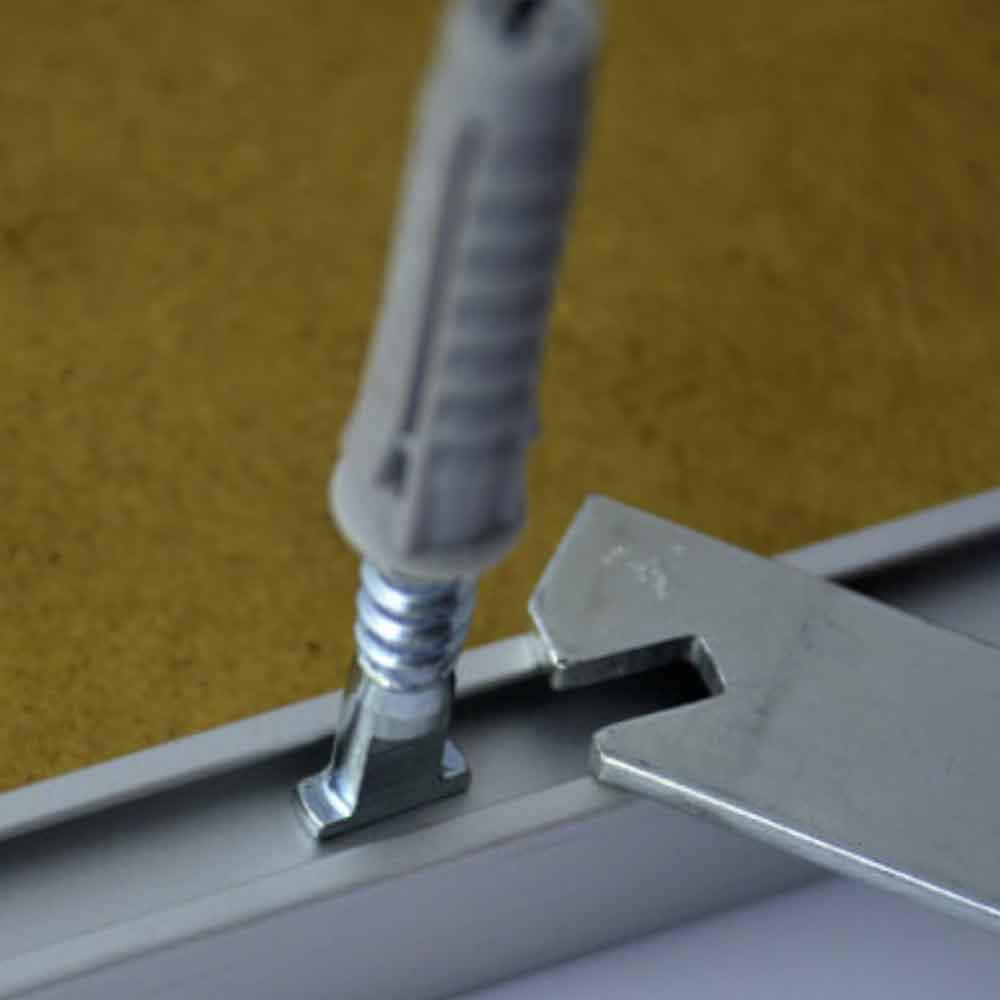 Diebstahlsicherung - für die Rahmen von Flucht- und Rettungsplänen