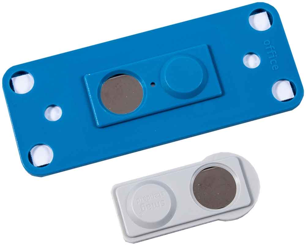 Namensschilder aus Kunststoff - mit Magnet-Clip Namensschilder aus Kunststoff - mit Magnet-Clip