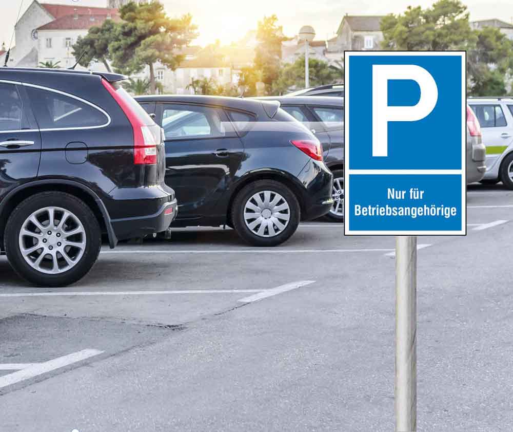 Parkplatzbeschilderung_Schild_Nur_fuer_Betriebsangehoerige