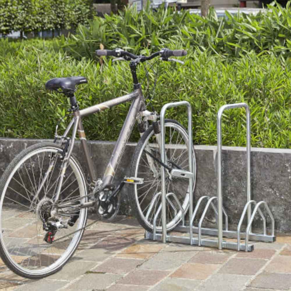 Fahrradständer mit Bügeln und 3 bzw. 5 Stellplätzen - einseitige Radeinstellung Fahrradständer mit Bügeln und 3 bzw. 5 Stellplätzen - einseitige Radeinstellung