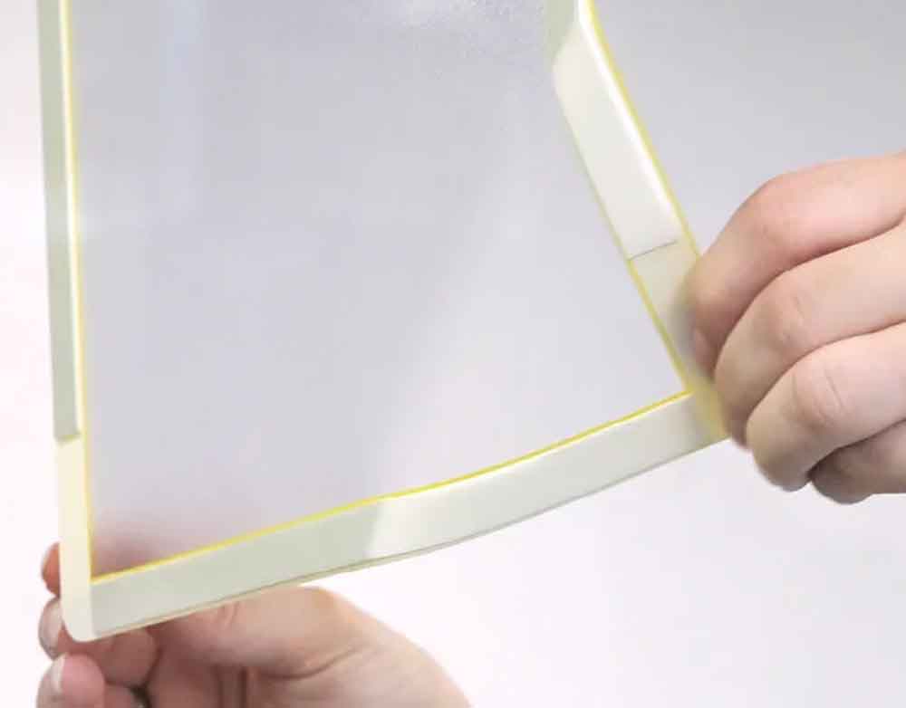 Universalrahmen für die Wand mit Detail der Befestigung