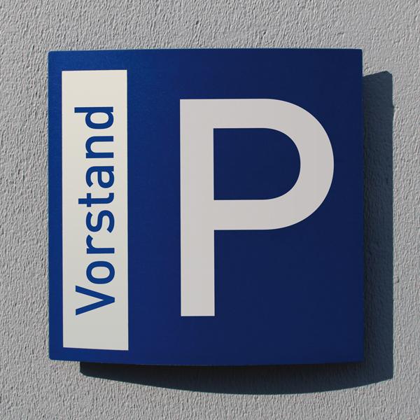 40-20-351-0-00-058-parkplatzschild-pacific-gewolbt-blau-weiss-mo1900-y-01-8ef384 Parkplatzschild Pacific - gewölbt - zur Wandmontage - Text nach Wahl