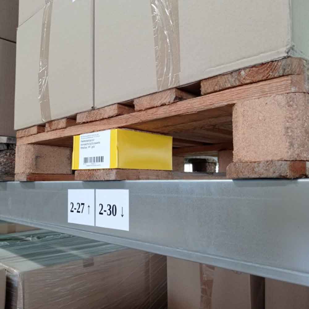 Palettenspange für den Mittelfuss einer Europalette Palettenspange für den Mittelfuss einer Europalette