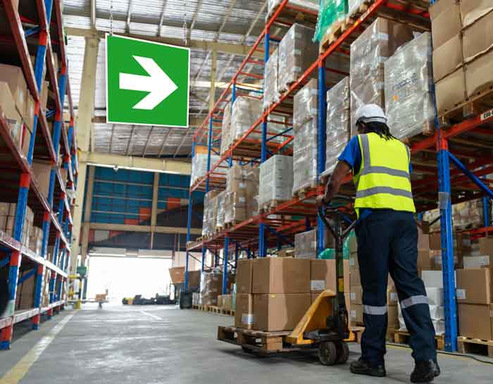 Fluchwegbeschilderung im Lager