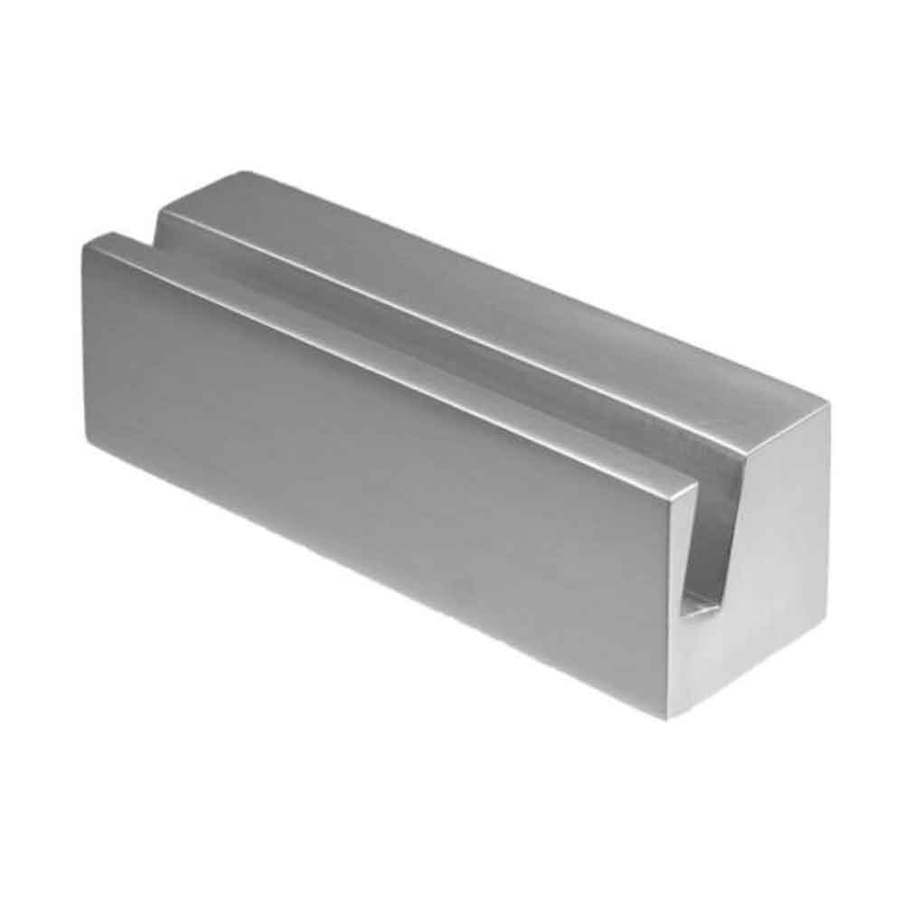 CLEAR Aluminiumfuss für Tischaufsteller - schräger Schlitz CLEAR Aluminiumfuss für Tischaufsteller - schräger Schlitz